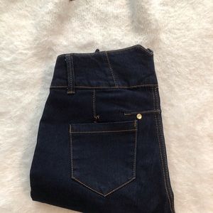 Teaberry jeans